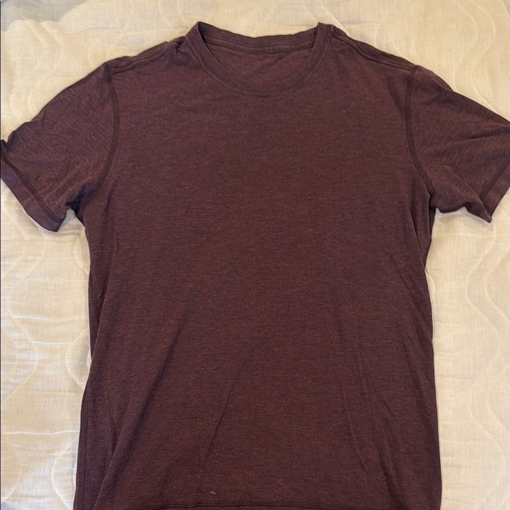 Lululemon red T-Shirt
